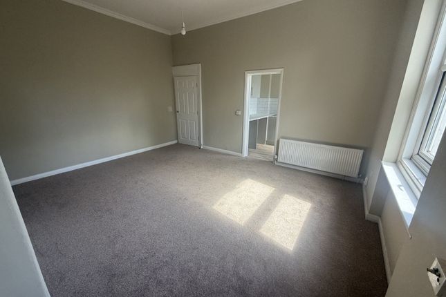 Flat C, 7, West Parade, Lincolnshire photo 3