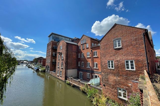 Thumbnail Flat to rent in Portland Street, Worcester
