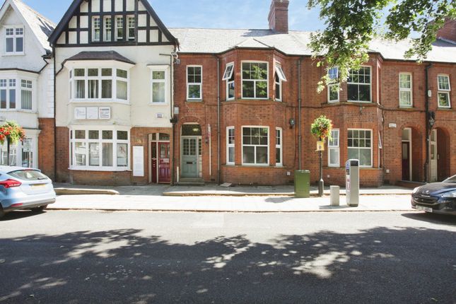 3-bed house on 54, Regent Street, Rugby, £260,000