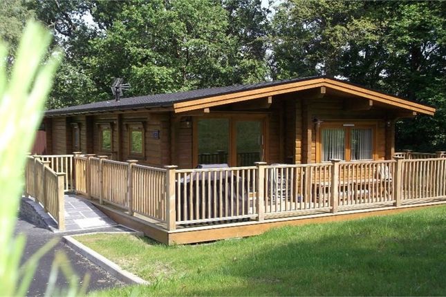 Penlan Holiday Village Cenarth Newcastle Emlyn Sa38 Mobile Park