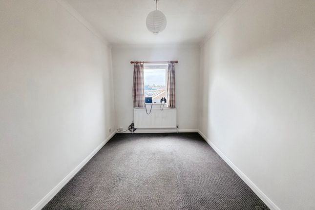 Flat 5, Buckland Court, 3, Castle Street, Isle of Wight photo 4