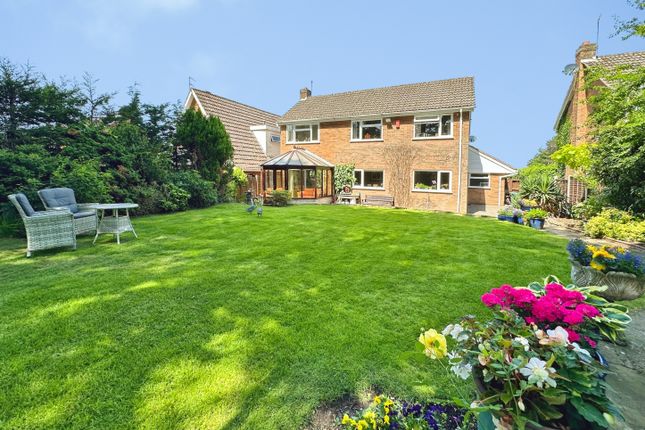 41, Copper Beech Drive, Wolverhampton photo 4