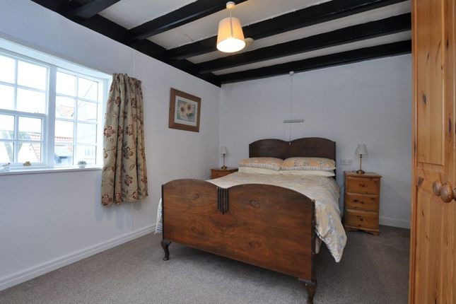 Cottage for sale in Oystons Yard, Flowergate, Whitby