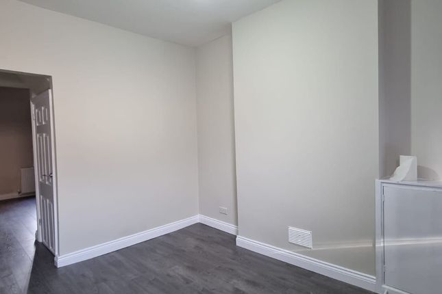 71 Down Street, Leicester photo 2