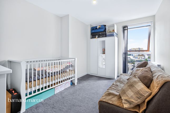 Flat 200, Mortise House, 49, Pump Lane, Hayes photo 3