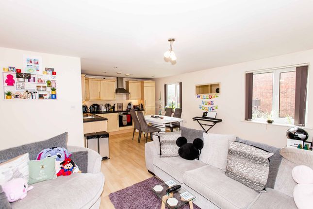 Flat for sale in Tapton Lock Hill, Varley House