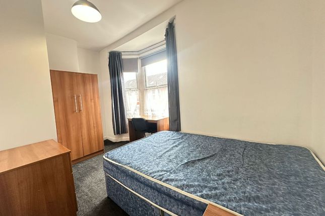 87 Empress Road, Liverpool photo 4