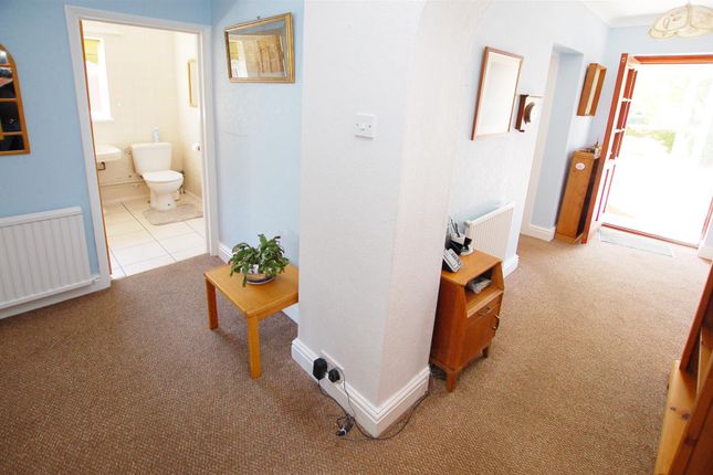 24, Chestnut Lane, Tonbridge photo 2