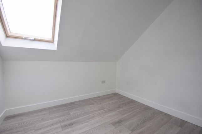 Terraced house to rent in Woodville Road, Cardiff