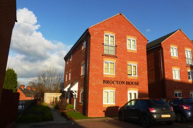 2 bed flat to rent in Hindley View, Rugeley WS15