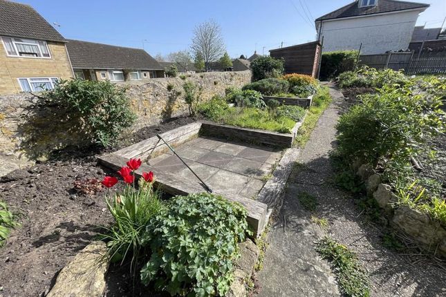 4, Middle Path, Crewkerne photo 2