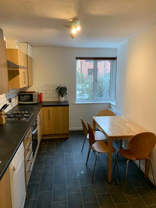 12, Rotterdam Drive, London photo 2