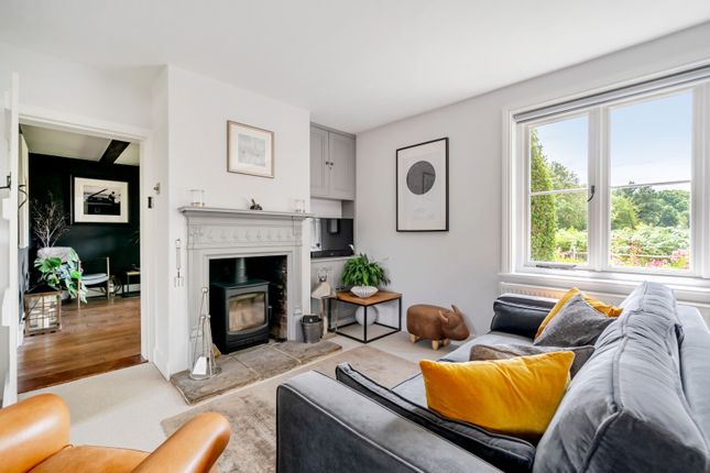 2 Utworth Manor Cottages,, Alfold Road, Cranleigh photo 4