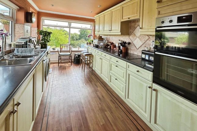 10, Regent Street, Rolvenden photo 3
