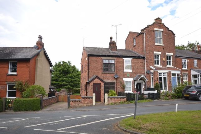 Thumbnail Cottage for sale in Chorley Road, Bispham, Ormskirk