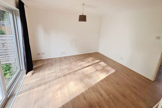 10, Brunslow Close, West Midlands photo 3