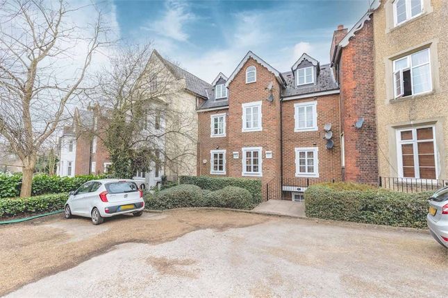 Find 1 Bedroom Flats And Apartments For Sale In Upton Park Slough Sl1 Zoopla