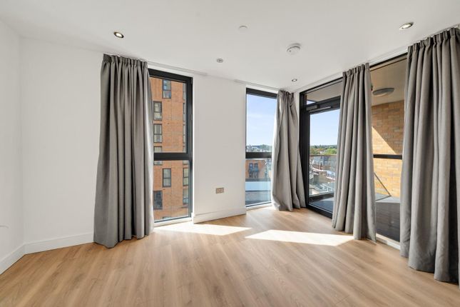 Flat 38C, The Assembly, 2 Station Grove, Wembley photo 5