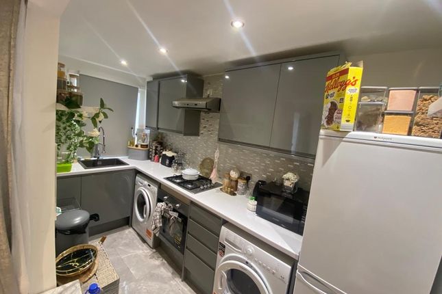 Flat for sale in Cowley, Oxford