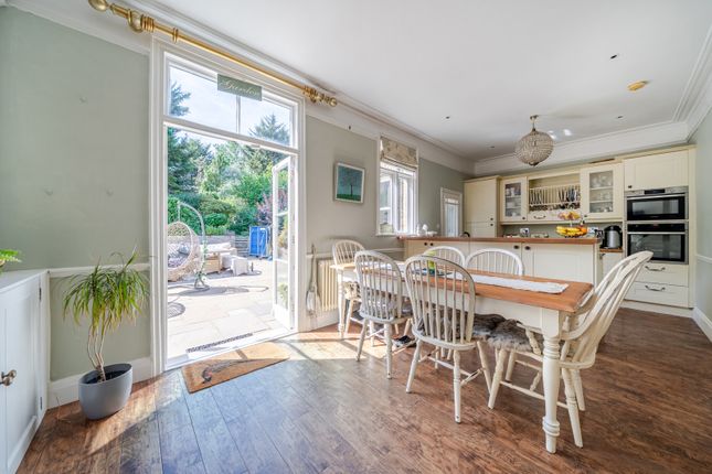 104, Dunvegan Road, London photo 4