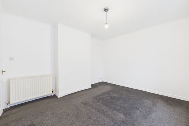 1, Lynn Avenue, Dalry photo 4
