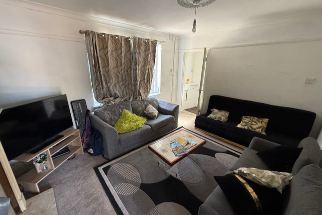 235, Ravensworth Road, Nottingham photo 2