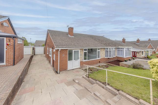 2-bed house on 14 Turnberry Drive, Stoke-On-Trent, £215,000