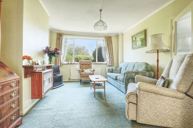 28 Linwood Road, Ware photo 2