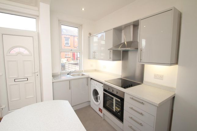 22, Sowood Street, Leeds photo 3
