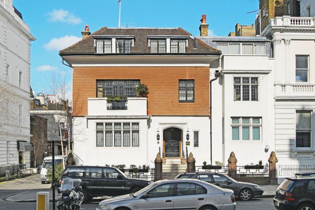 Thumbnail Property to rent in Queens Gate Terrace, South Kensington, London