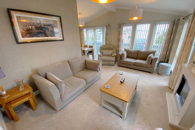 Mobile/park home for sale in Sower Carr Lane, Hambleton, Poulton-Le-Fylde