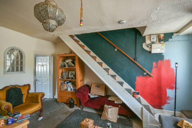 22, Church Street, Coundon photo 4