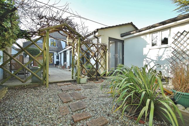 110, Woodstock Road, Witney photo 4