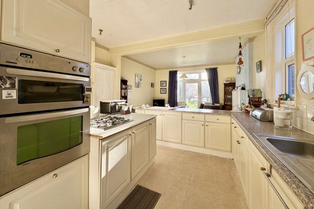 38, Methuen Road, Bournemouth photo 2