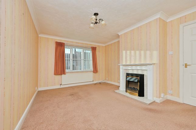 5, Goldfinch Way, Thetford photo 3