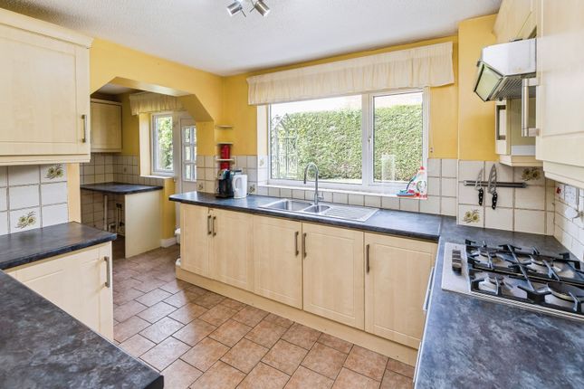 56, Alyn Drive, Wrexham photo 4