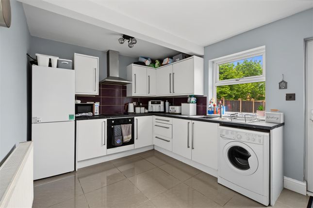 11, Cambridge Crescent, Nottingham photo 4