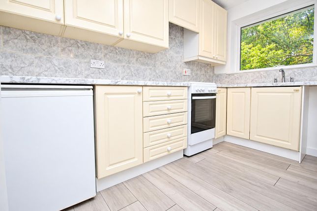 Ashby Court, Hemel Hempstead photo 2
