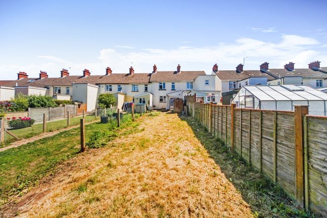 19, Lower Meadow Road, Minehead photo 4