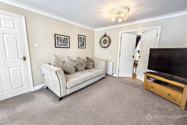 1, Ribbonfields, Nuneaton photo 4