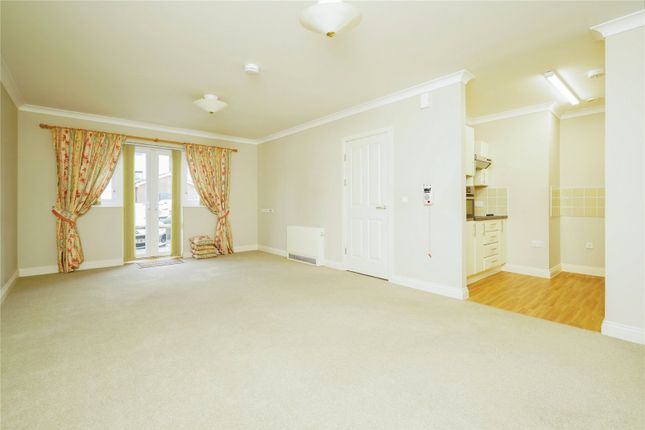 9 Centurion House,, Coach House Mews, Oxfordshire photo 2