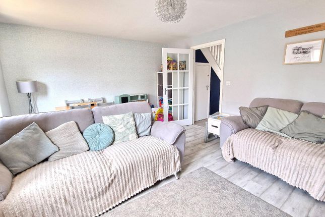 15, Redcar Road, Bicester photo 4