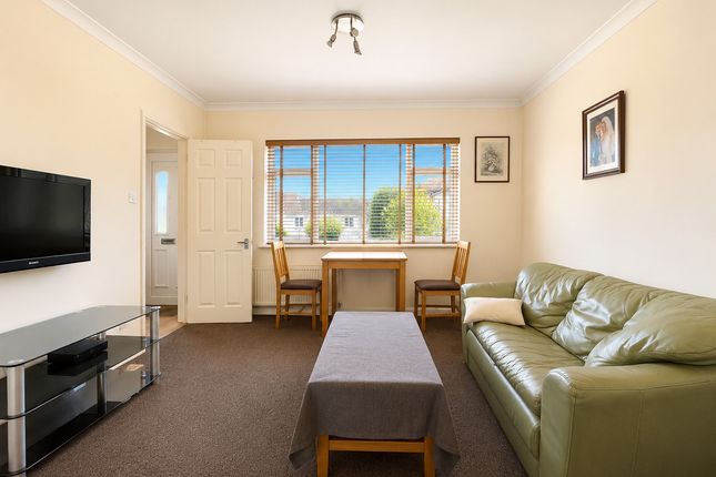 Flat 1, 58, Greensward Lane, Hockley photo 2