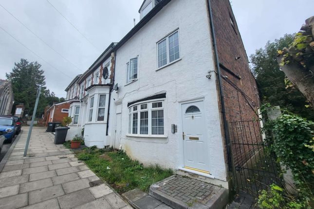 1 Bedroom Apartment For Rent With Garden.