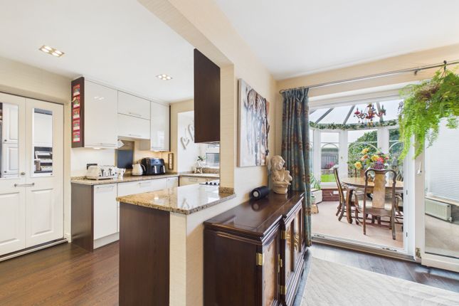 12, Green Lea, Dronfield photo 4