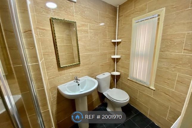 End terrace house to rent in Roby Street, Liverpool
