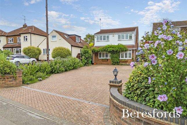 4-bed house on 117, Kennel Lane, Essex, £775,000