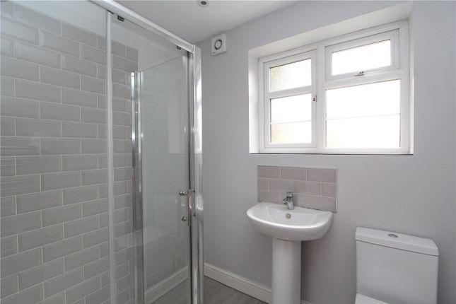 Flat 12, Malcolm Court,, Ashbourne Road, UK photo 3