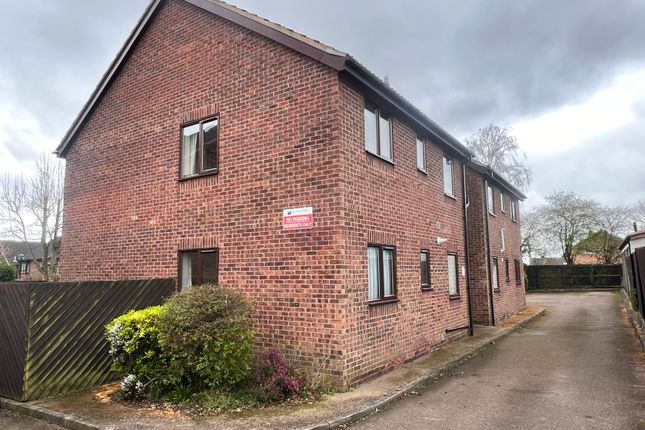 Flat for sale in St Pauls Close, Oadby