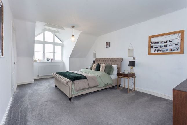 Town house for sale in Windsor Place, Congleton